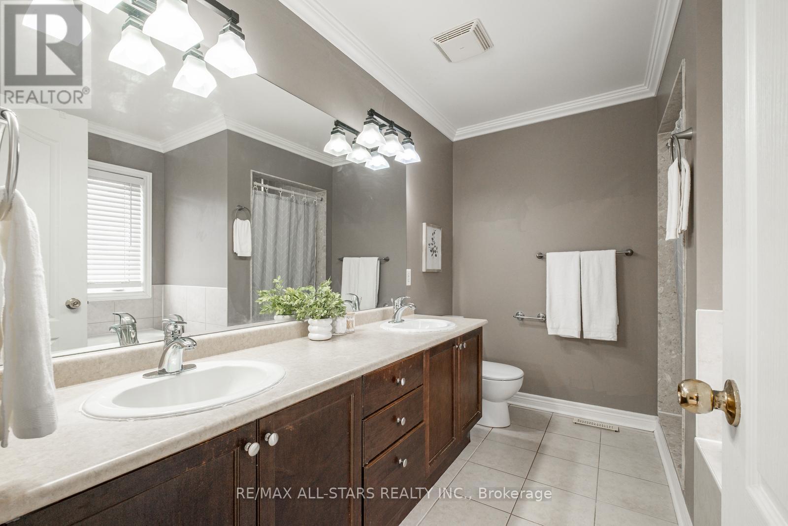 43 Horsedreamer Lane, Whitchurch-Stouffville, Ontario  L4A 0G6 - Photo 25 - N13241920