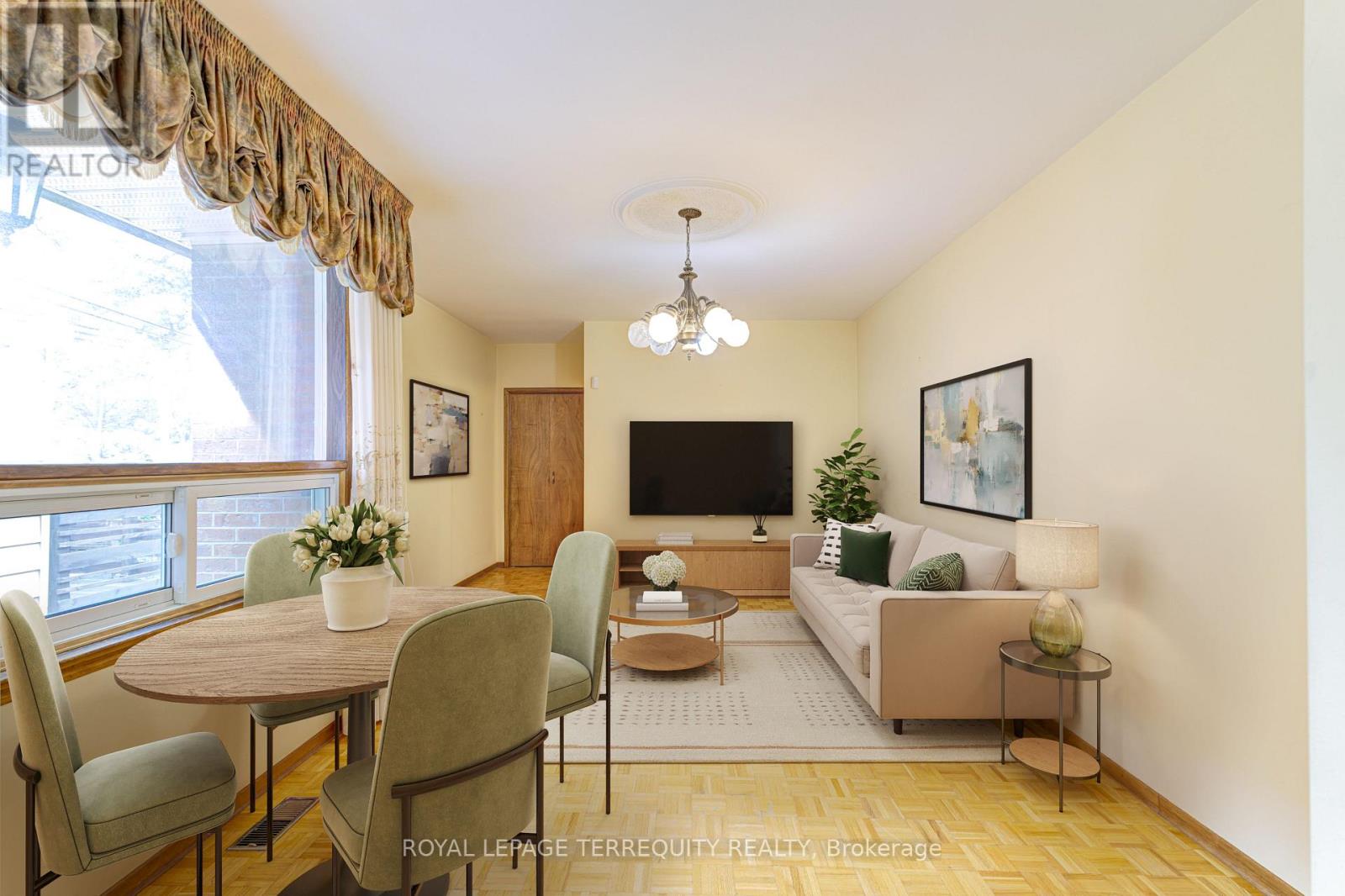 274 Harvie Avenue, Toronto, Ontario  M6E 4K6 - Photo 10 - W13665832