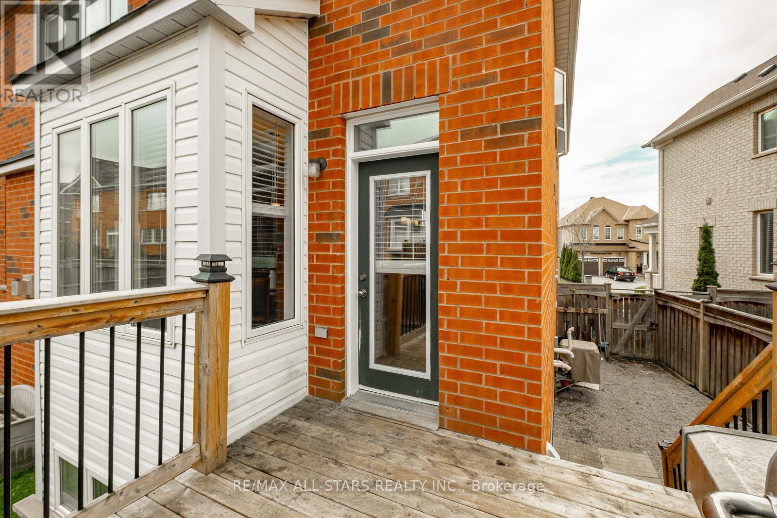 43 Horsedreamer Lane, Whitchurch-Stouffville, Ontario  L4A 0G6 - Photo 43 - N13241920