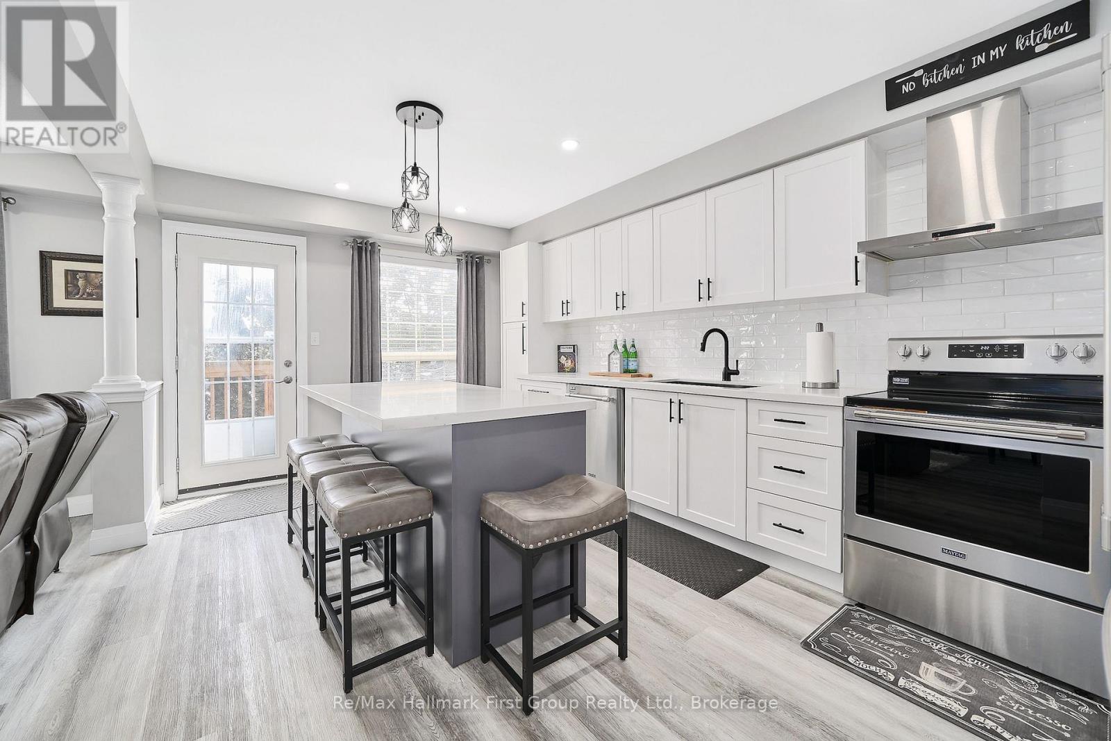 93 Trudeau Drive, Clarington, Ontario  L1C 5K5 - Photo 10 - E13666130