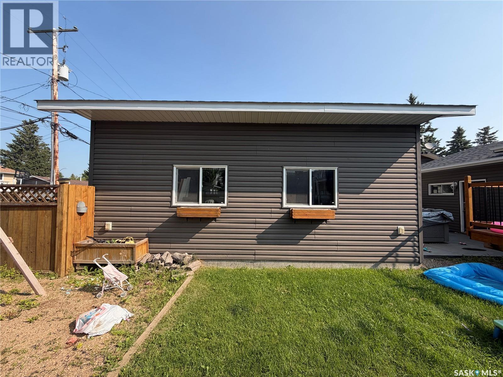 939 7th Street, Humboldt, Saskatchewan  S0K 2A0 - Photo 2 - SK045328