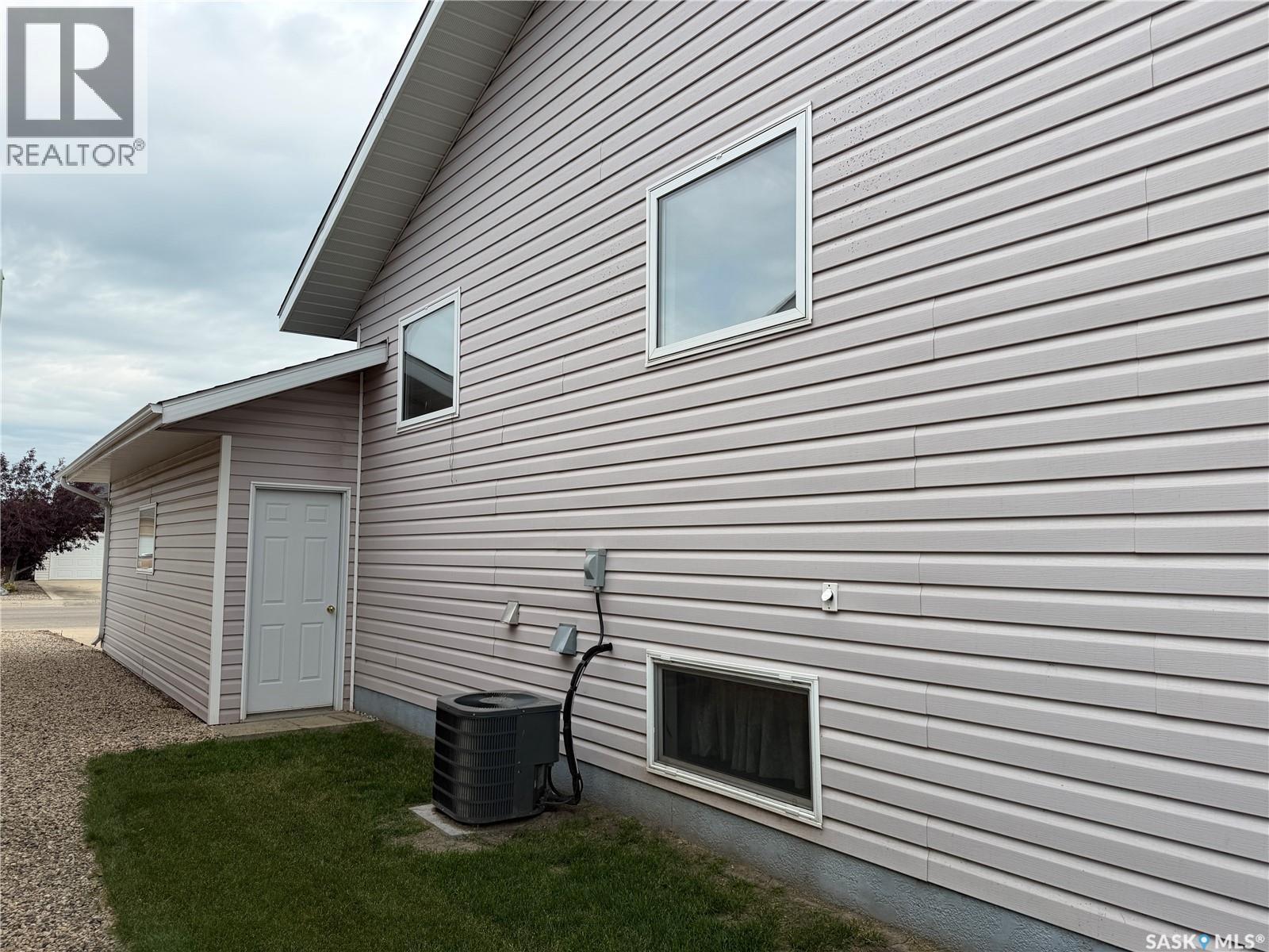 1121 21st Street, Humboldt, Saskatchewan  S0K 2A0 - Photo 51 - SK045274