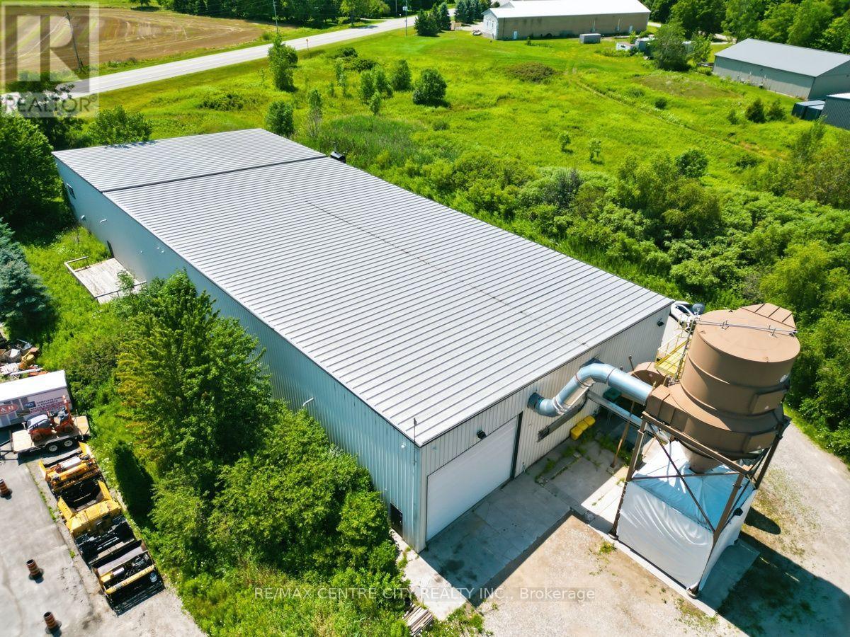 23819 Coldstream Road, Middlesex Centre, Ontario  N0M 2A0 - Photo 10 - X13666096