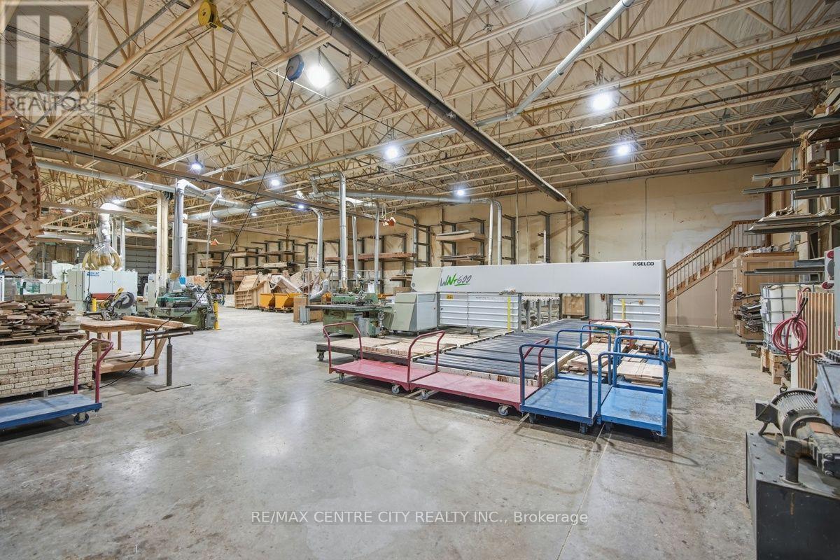 23819 Coldstream Road, Middlesex Centre, Ontario  N0M 2A0 - Photo 19 - X13666096