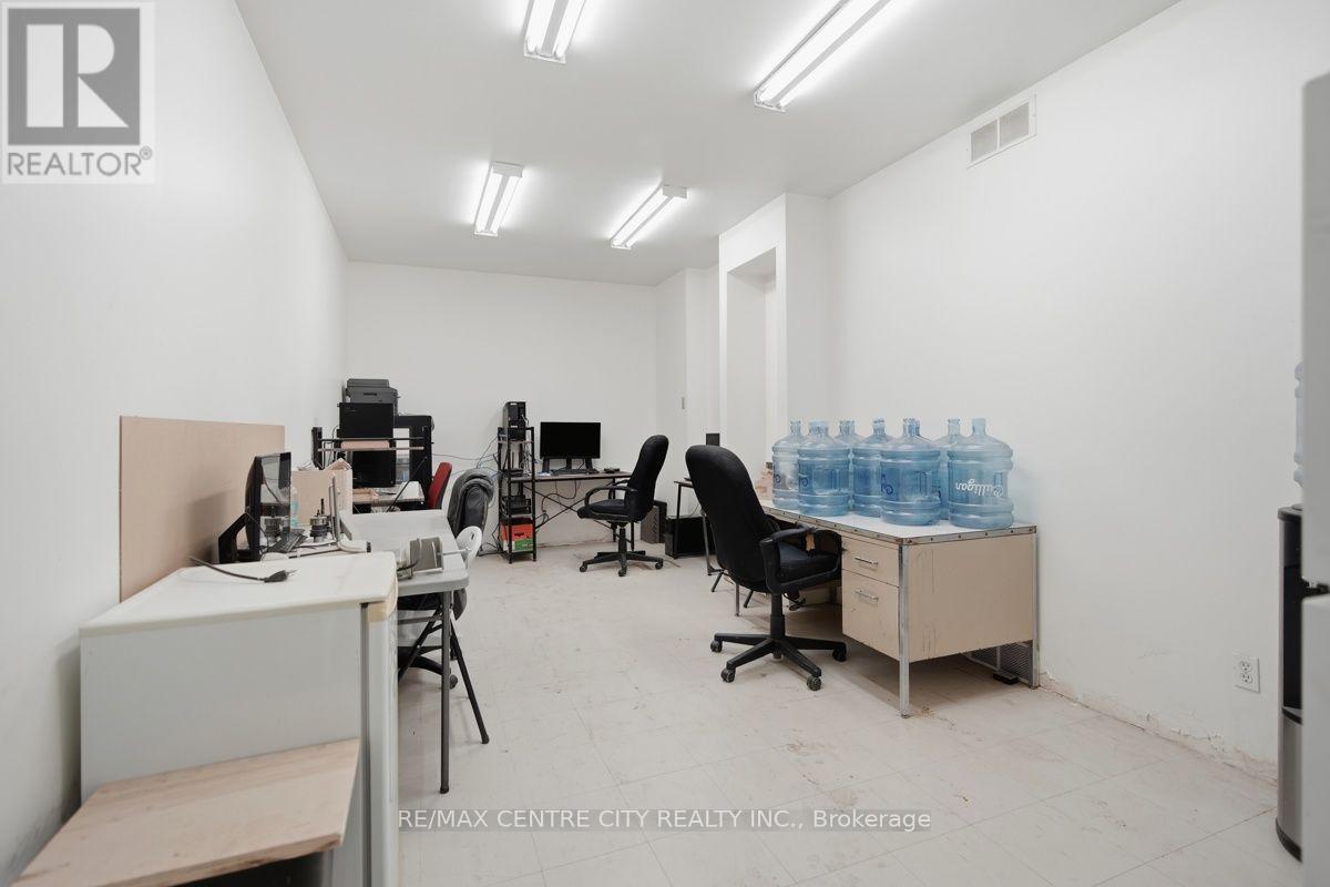 23819 Coldstream Road, Middlesex Centre, Ontario  N0M 2A0 - Photo 21 - X13666096