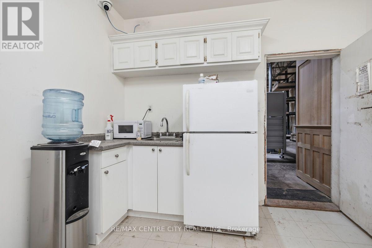 23819 Coldstream Road, Middlesex Centre, Ontario  N0M 2A0 - Photo 22 - X13666096
