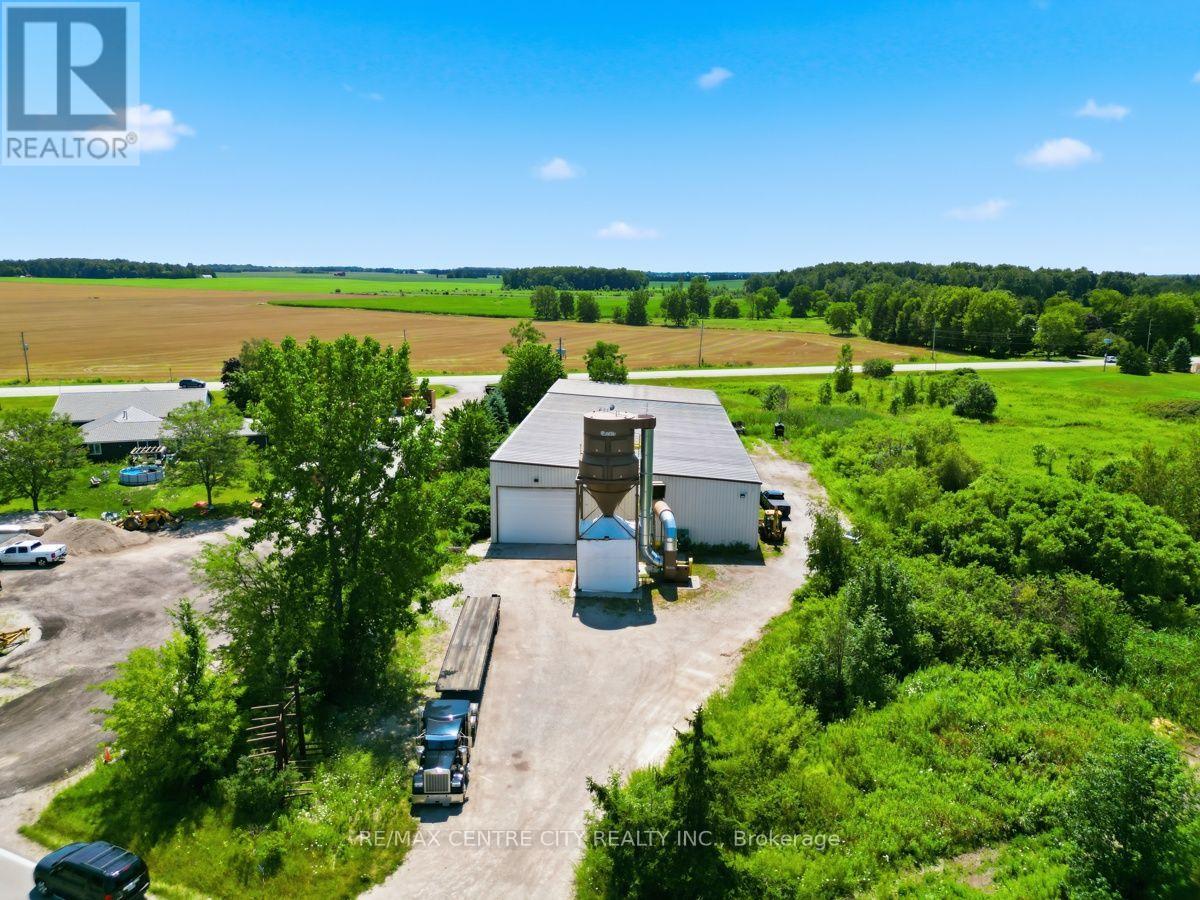 23819 Coldstream Road, Middlesex Centre, Ontario  N0M 2A0 - Photo 9 - X13666096