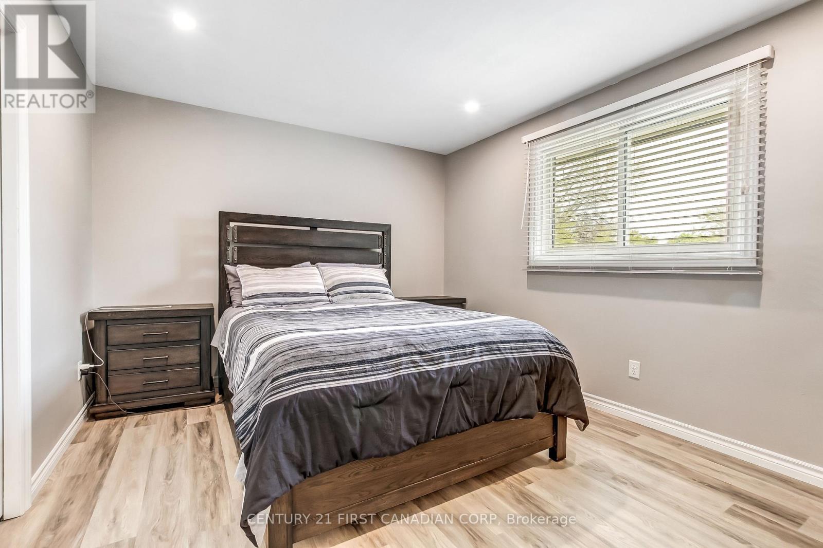 74 Winding Way Crescent, London North, Ontario  N6G 3G2 - Photo 16 - X13666124