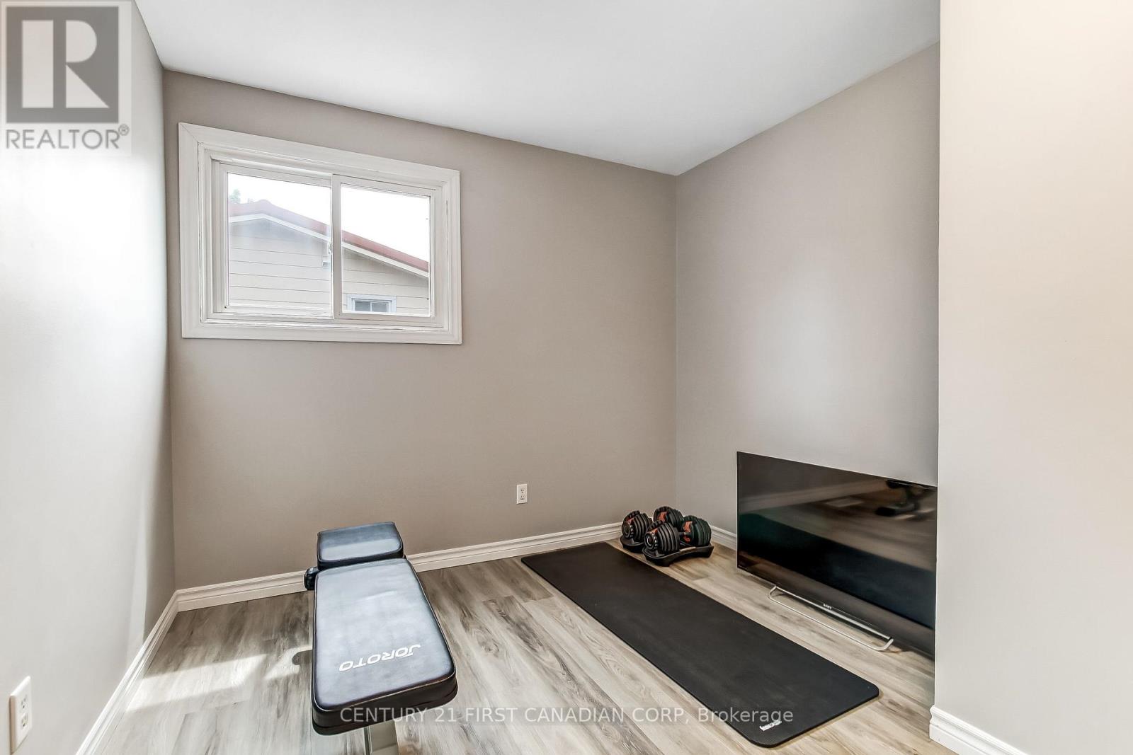 74 Winding Way Crescent, London North, Ontario  N6G 3G2 - Photo 18 - X13666124