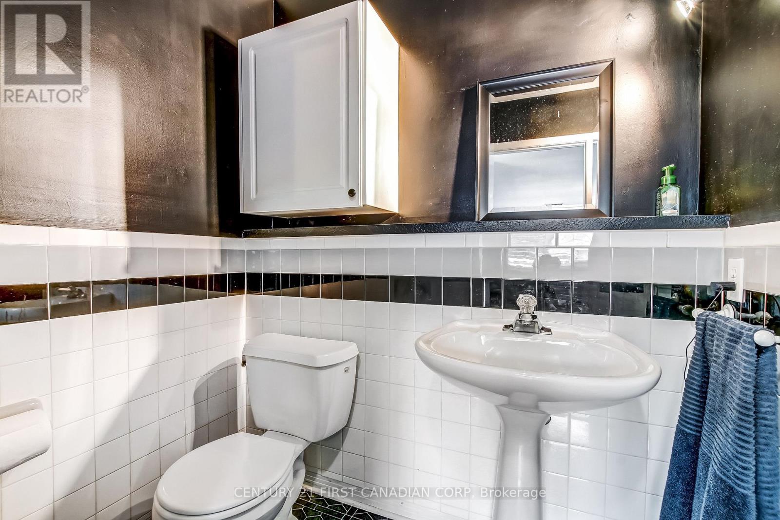 74 Winding Way Crescent, London North, Ontario  N6G 3G2 - Photo 21 - X13666124
