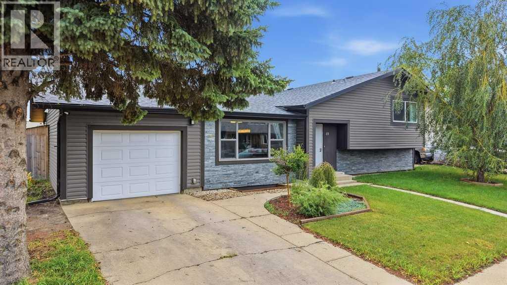 49 Macfarlane Avenue, red deer, Alberta