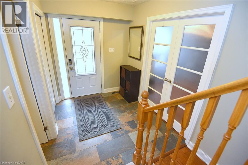 75 Josephine Drive, Hamilton, Ontario  L9B 2B7 - Photo 5 - 40854839