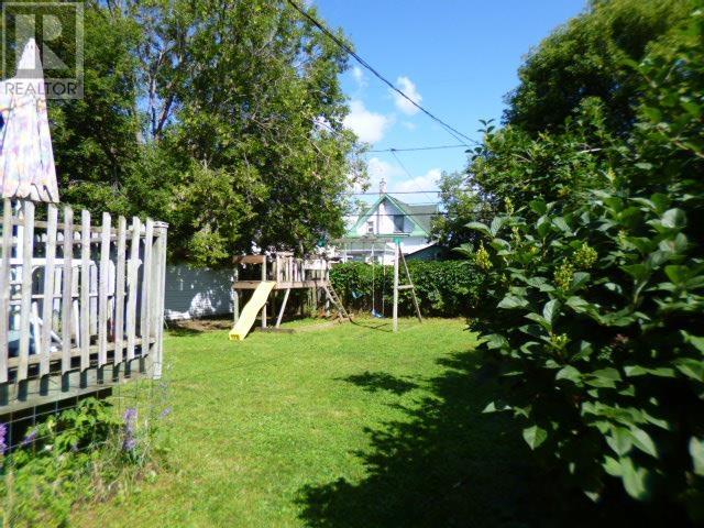 305 Cameron St, Thunder Bay, Ontario  P7C 2H1 - Photo 4 - TB2602321