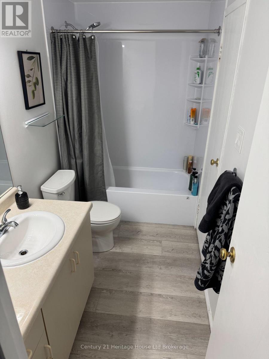 2 - 255 Lansdowne Avenue W, Woodstock, Ontario N4T 1N6 - Photo 11 - X13666184