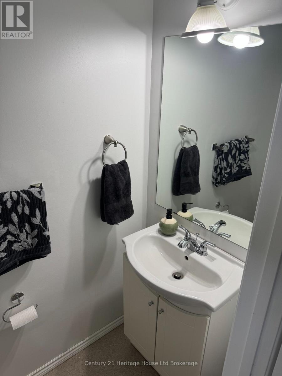 2 - 255 Lansdowne Avenue W, Woodstock, Ontario N4T 1N6 - Photo 12 - X13666184