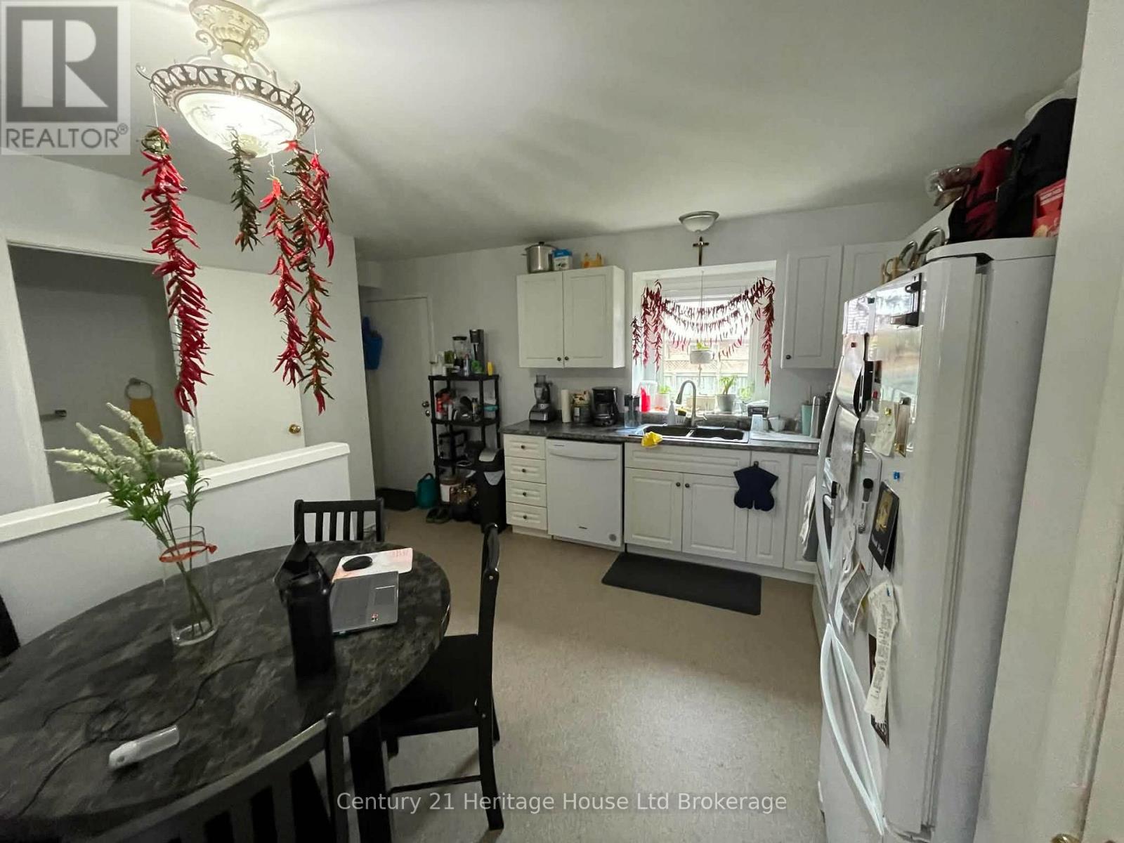 2 - 255 Lansdowne Avenue W, Woodstock, Ontario N4T 1N6 - Photo 3 - X13666184