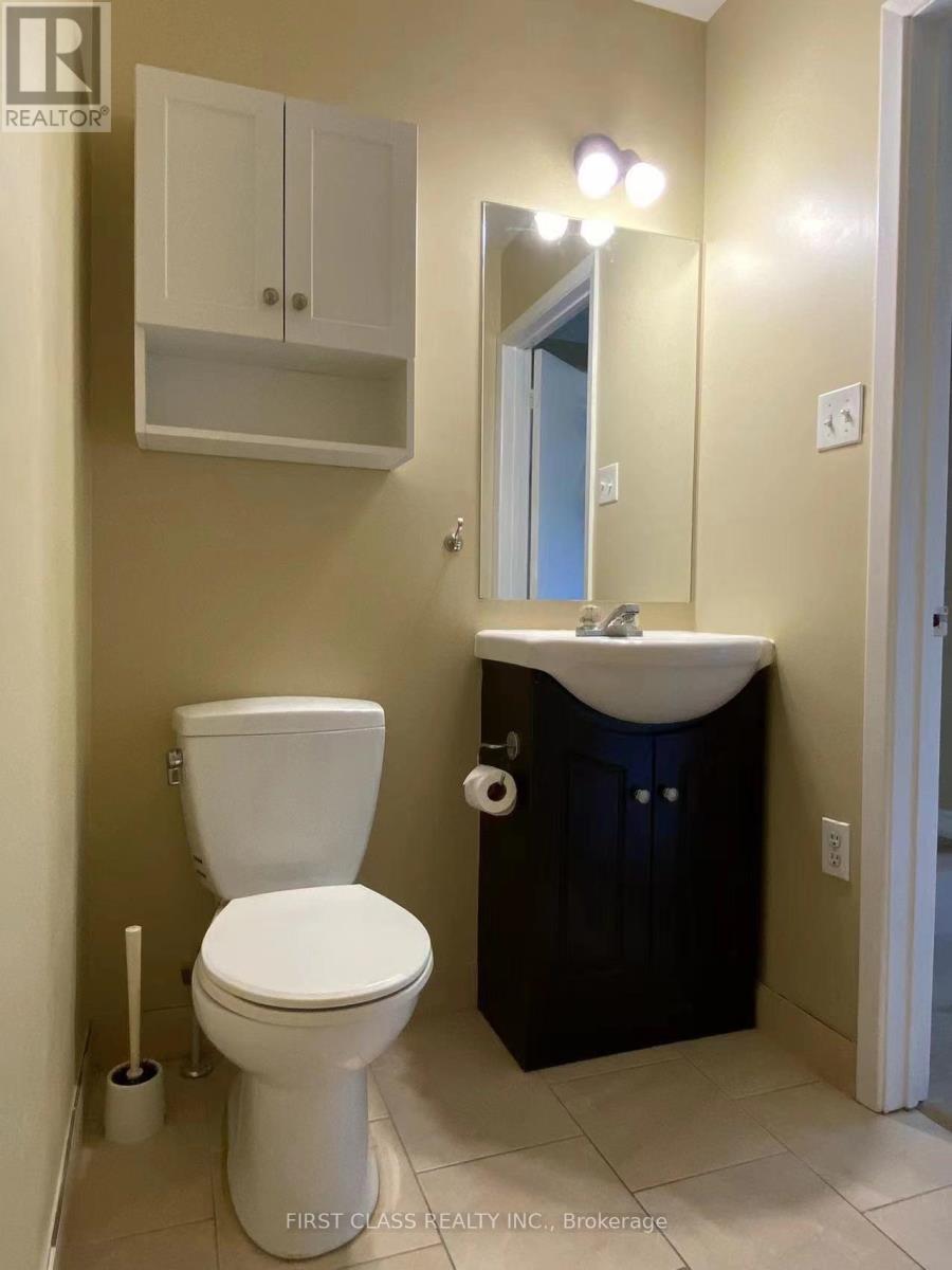 Upper - 280 Mcnicoll Avenue, Toronto, Ontario  M2H 2C7 - Photo 10 - C13666128