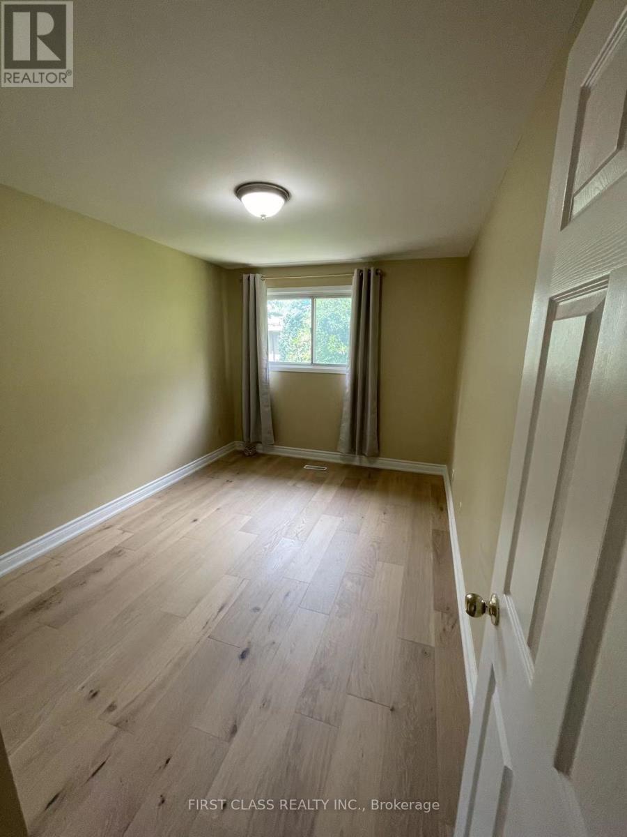 Upper - 280 Mcnicoll Avenue, Toronto, Ontario  M2H 2C7 - Photo 12 - C13666128