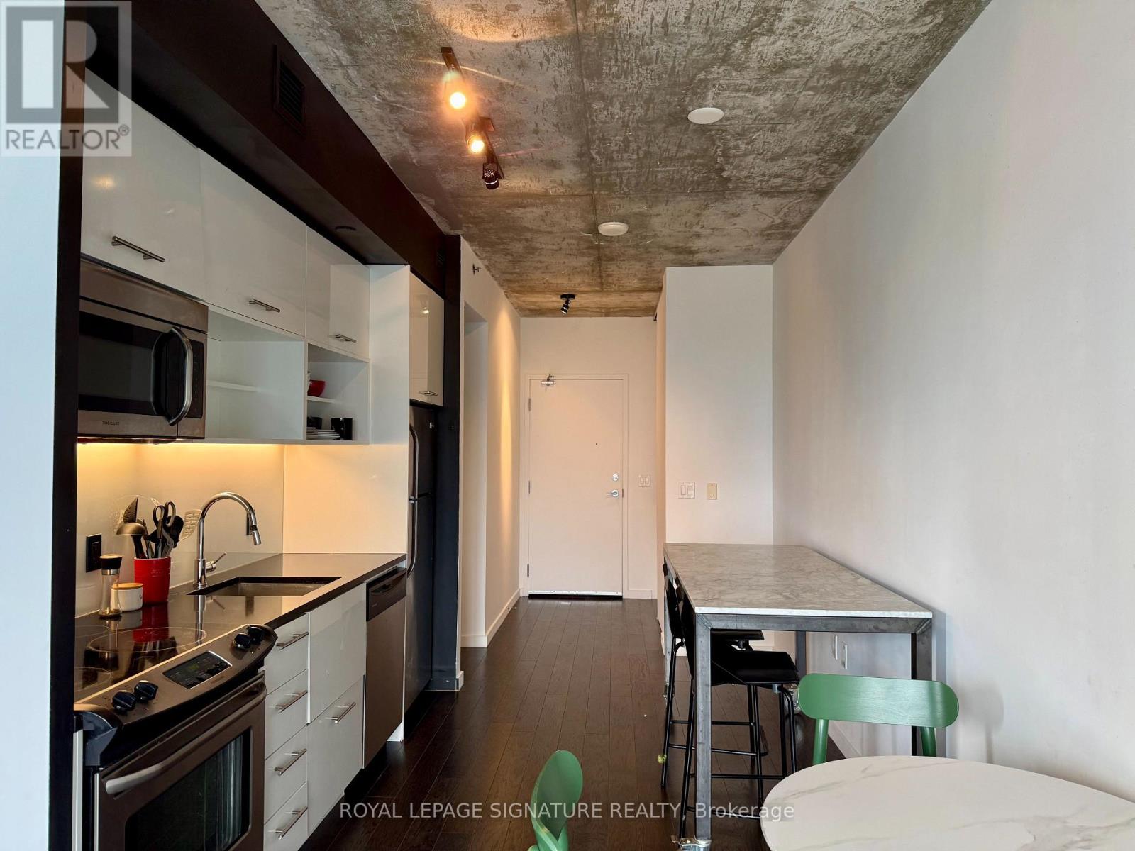 1402 - 51 Trolley Crescent, Toronto, Ontario  M5A 0E9 - Photo 7 - C13666164