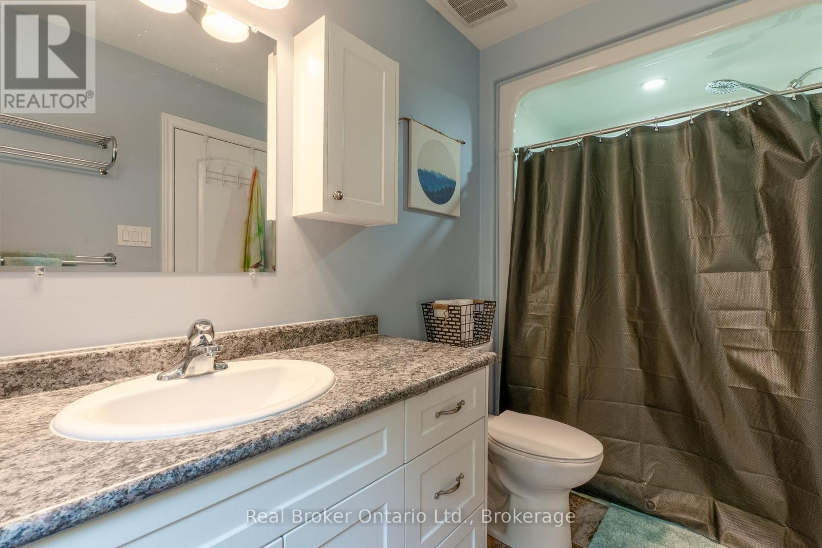 204 Golf Course Road, Wasaga Beach, Ontario  L9Z 1S6 - Photo 22 - S13666112