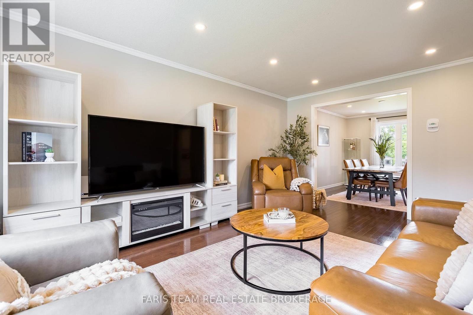 10 Catherine Street, Adjala-Tosorontio (Loretto), Ontario  L0G 1L0 - Photo 15 - N13666146