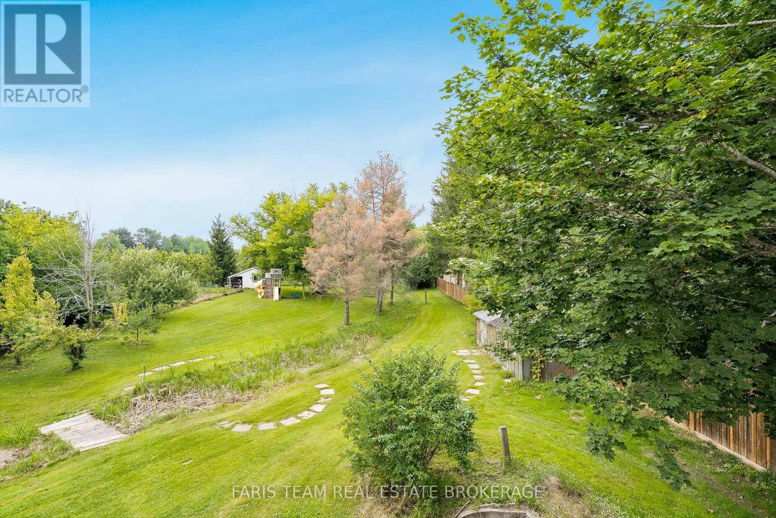10 Catherine Street, Adjala-Tosorontio (Loretto), Ontario  L0G 1L0 - Photo 35 - N13666146
