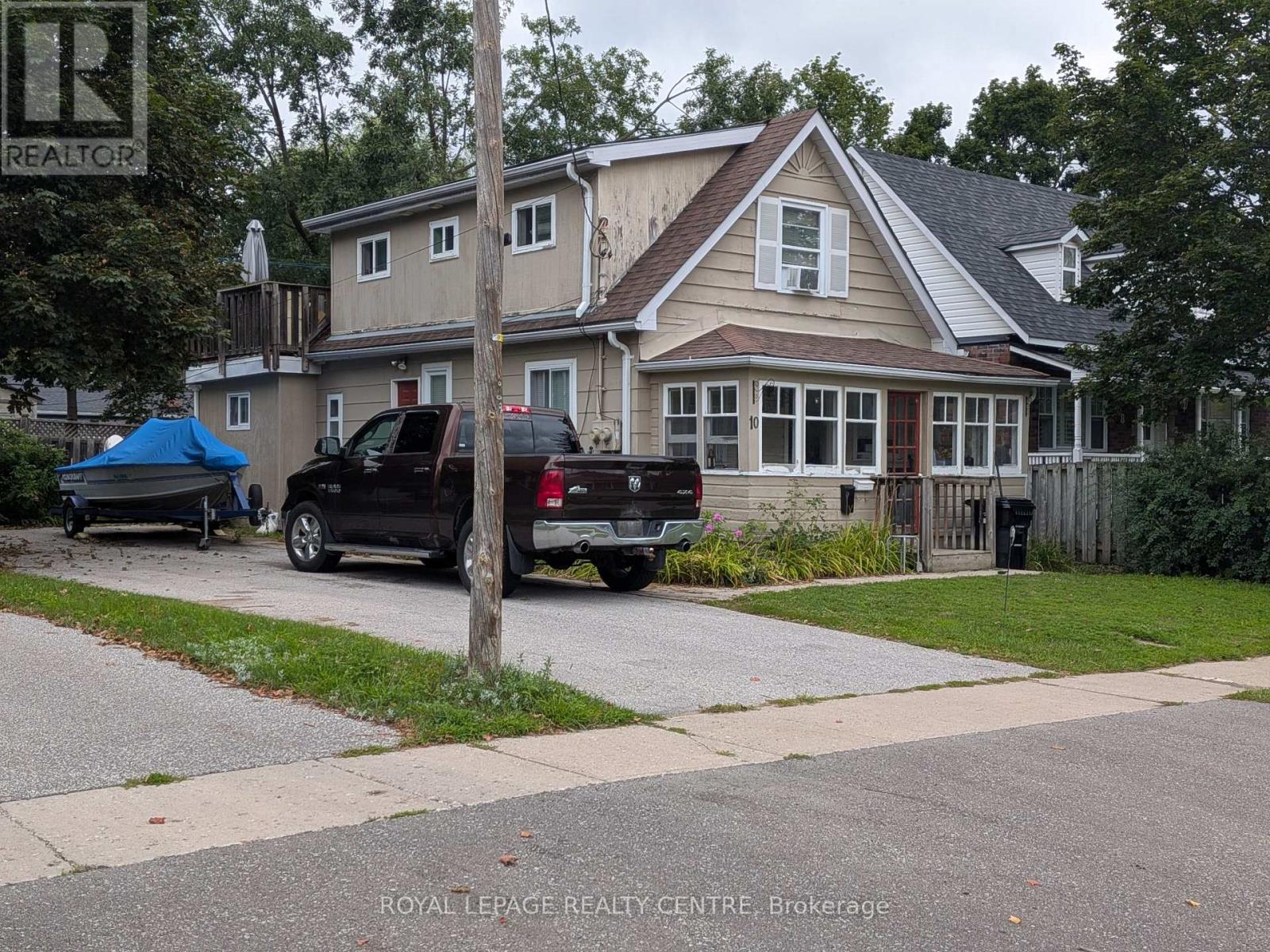 Upper - 10 Dufferin Street, Barrie, Ontario L4N 2J7 - Photo 1 - S13666156