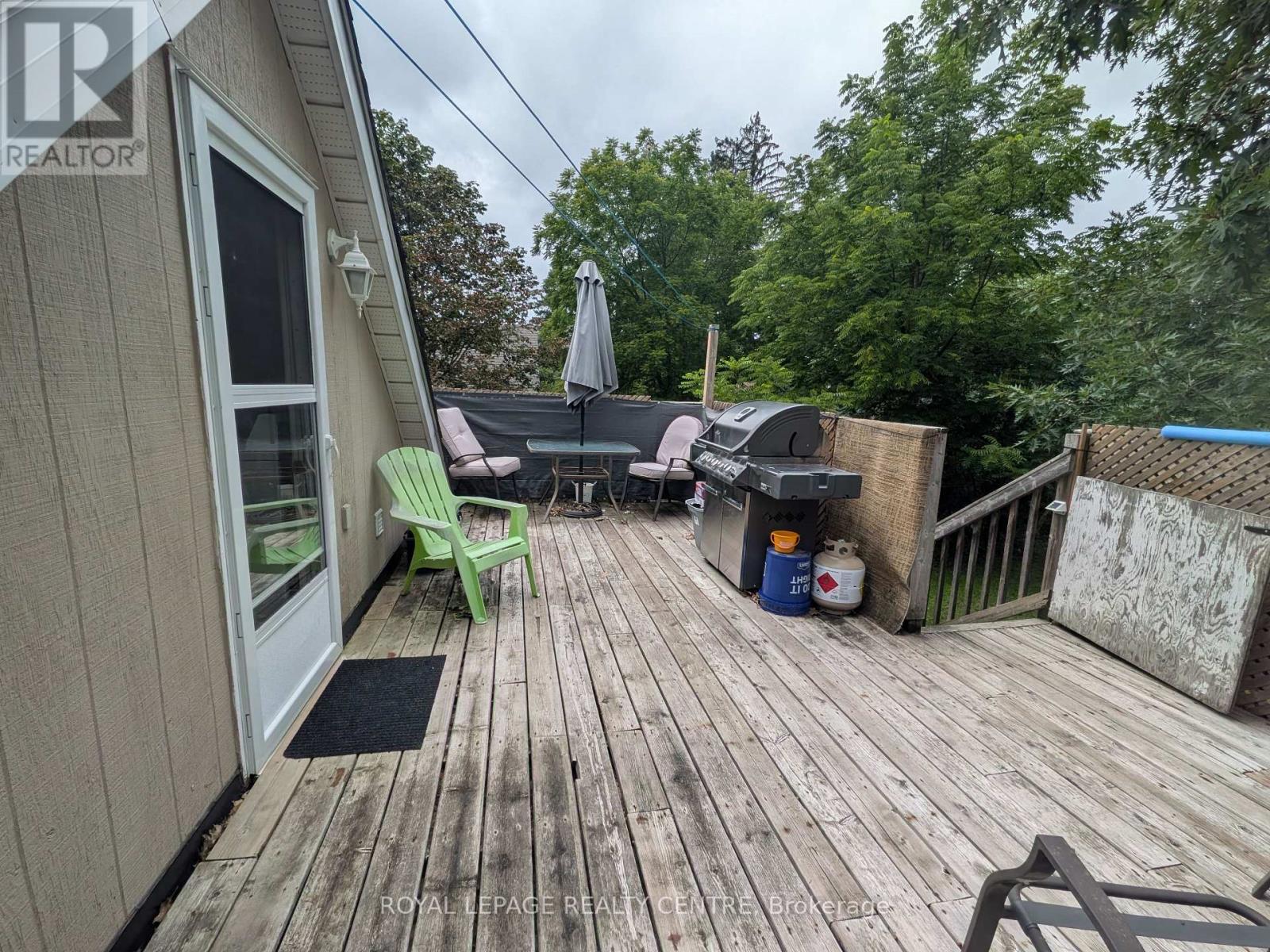 Upper - 10 Dufferin Street, Barrie, Ontario L4N 2J7 - Photo 12 - S13666156