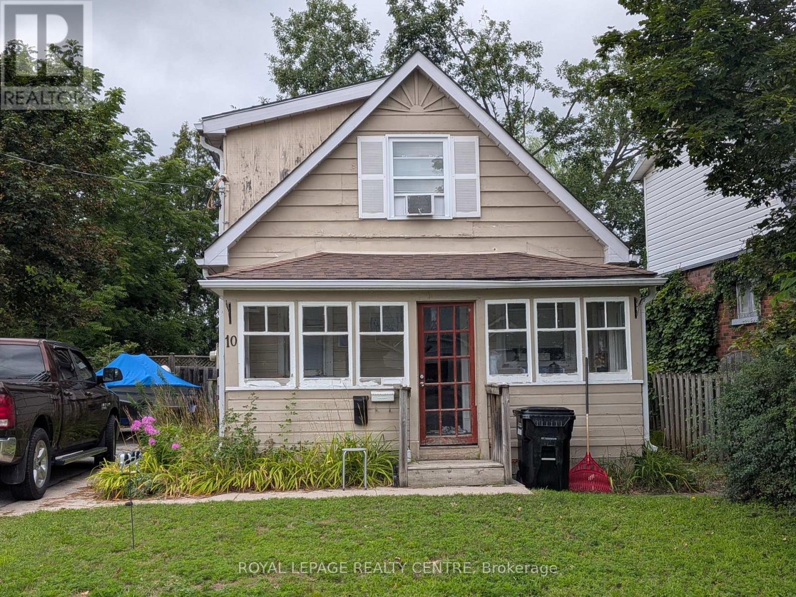 Upper - 10 Dufferin Street, Barrie, Ontario L4N 2J7 - Photo 2 - S13666156