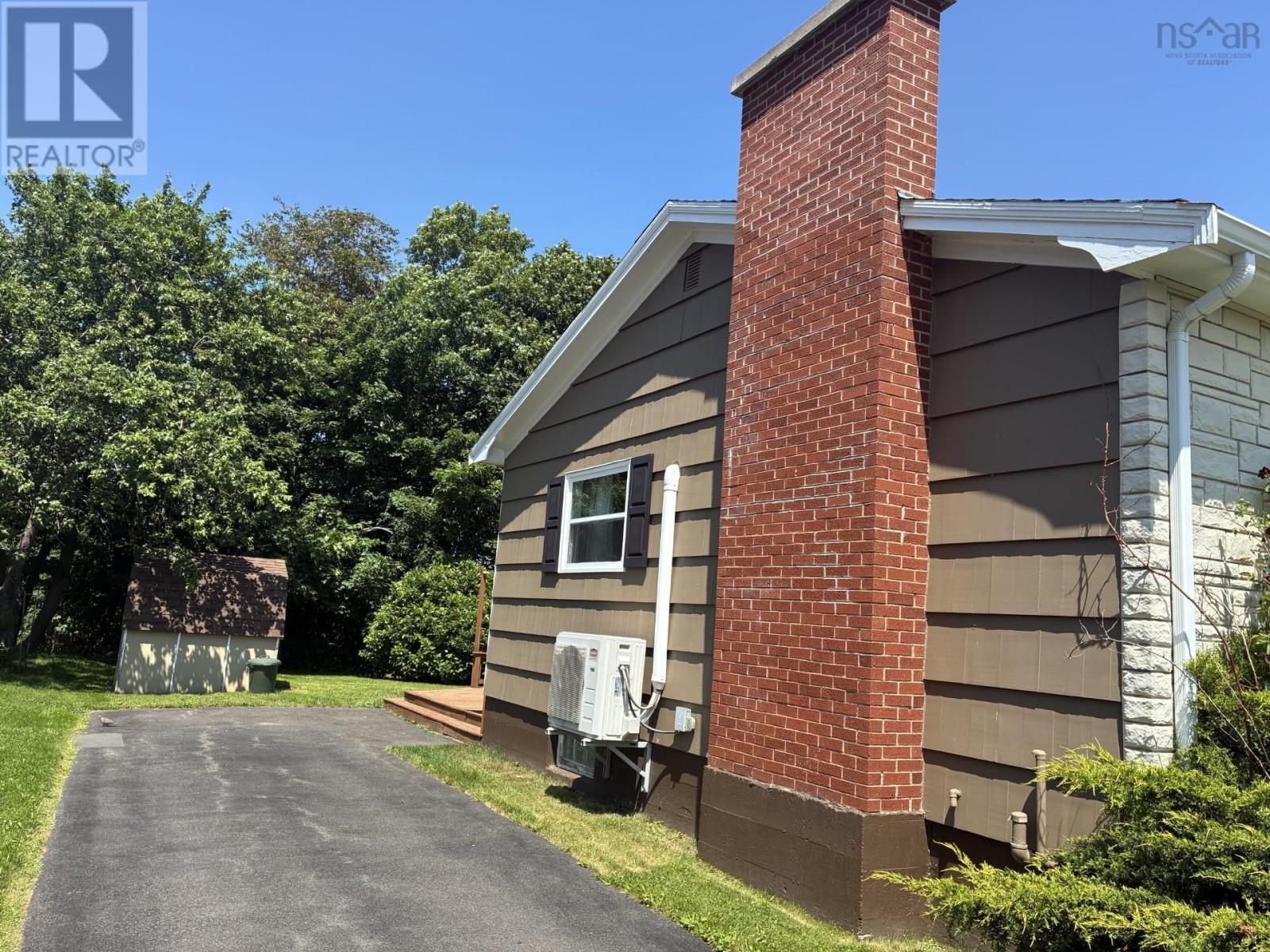 55 Churchill Street, Truro, Nova Scotia  B2N 1M9 - Photo 3 - 202616913