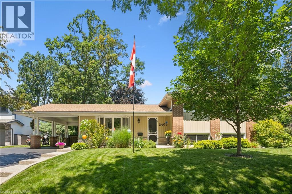 2407 St Frances Drive, Burlington, Ontario  L7P 1V3 - Photo 3 - 40853122