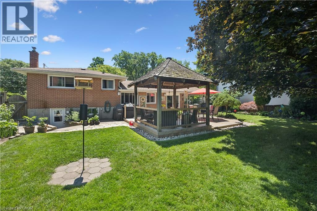 2407 St Frances Drive, Burlington, Ontario  L7P 1V3 - Photo 39 - 40853122