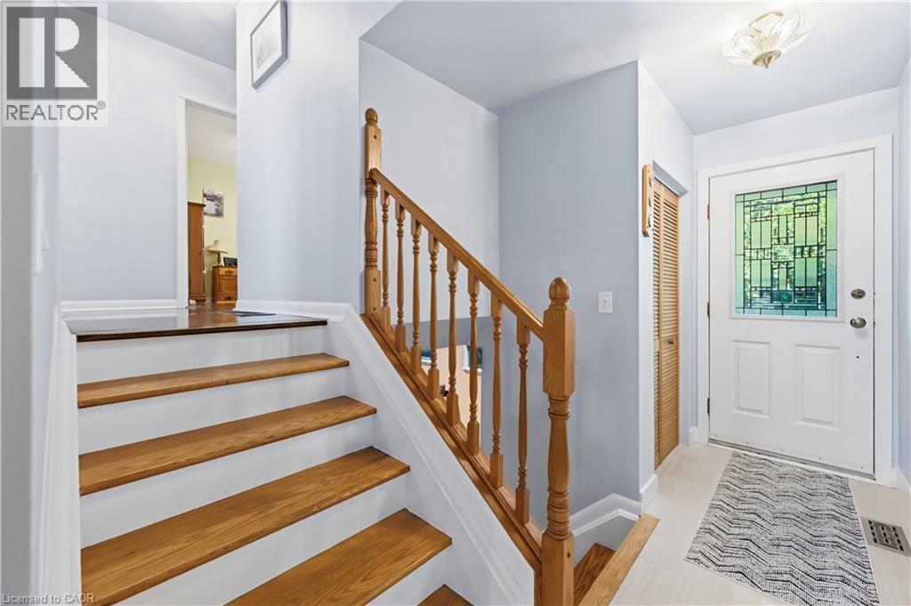 2407 St Frances Drive, Burlington, Ontario  L7P 1V3 - Photo 18 - 40853122