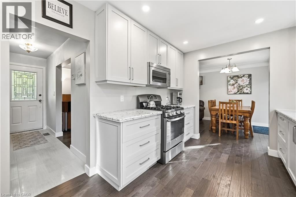 2407 St Frances Drive, Burlington, Ontario  L7P 1V3 - Photo 16 - 40853122