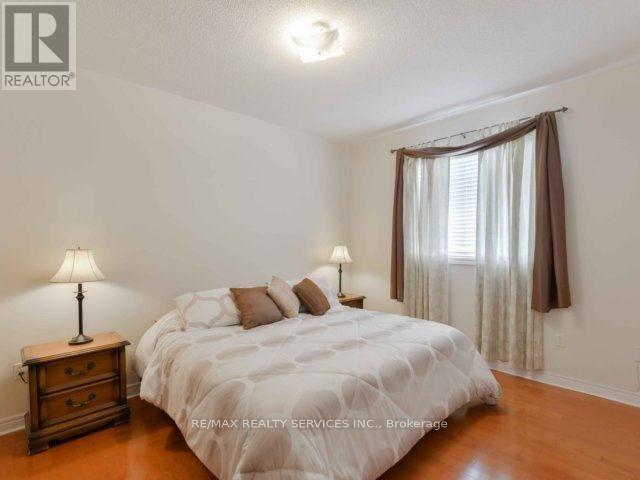 106 Pennyroyal Crescent, Brampton, Ontario L6S 6J6 - Photo 11 - W13666138