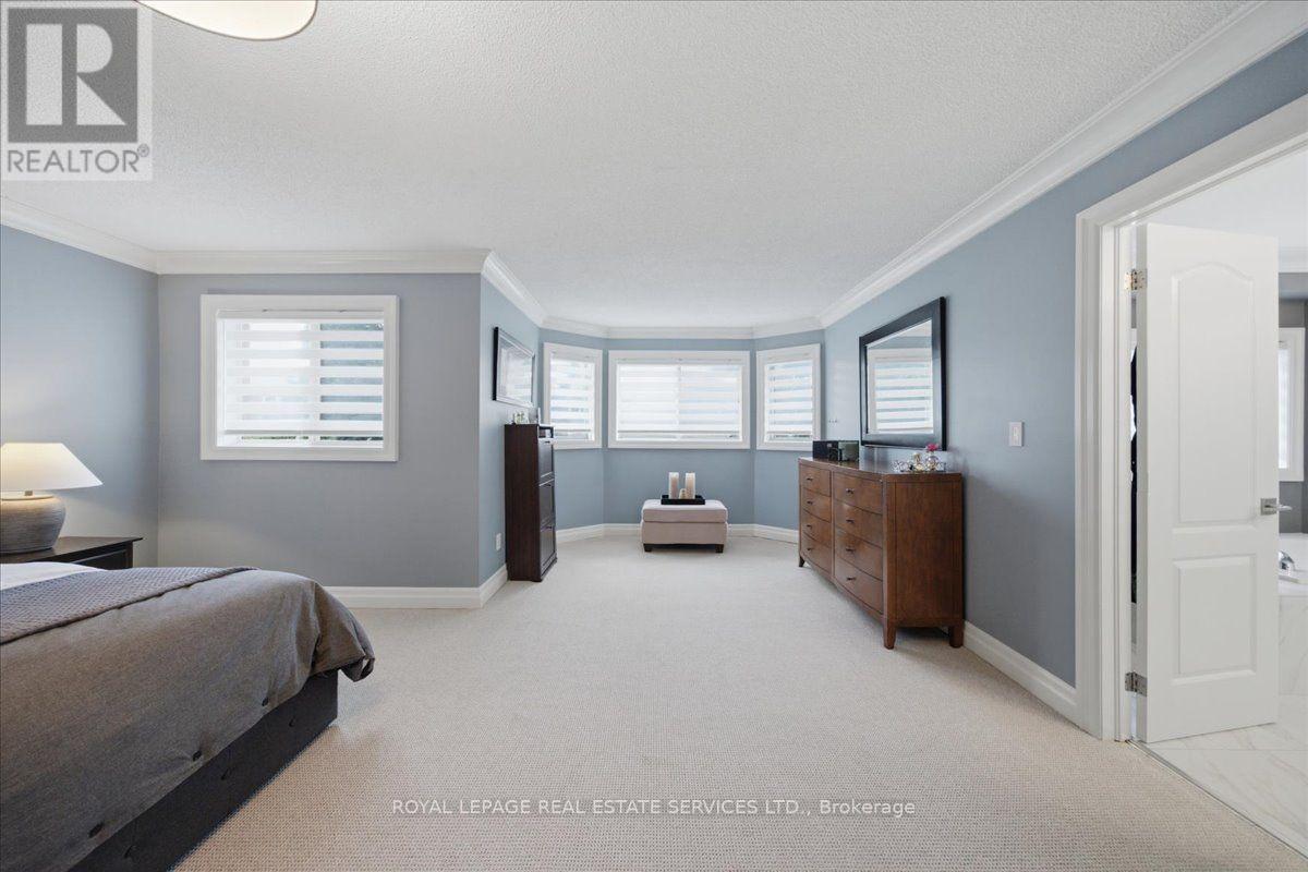 2268 Vista Oak Road, Oakville, Ontario  L6M 3L8 - Photo 18 - W13666158