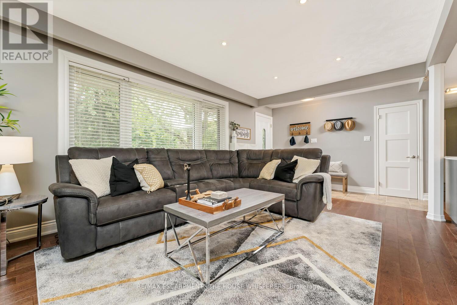 400 Highside Drive, Milton, Ontario  L9T 1X1 - Photo 8 - W13666210