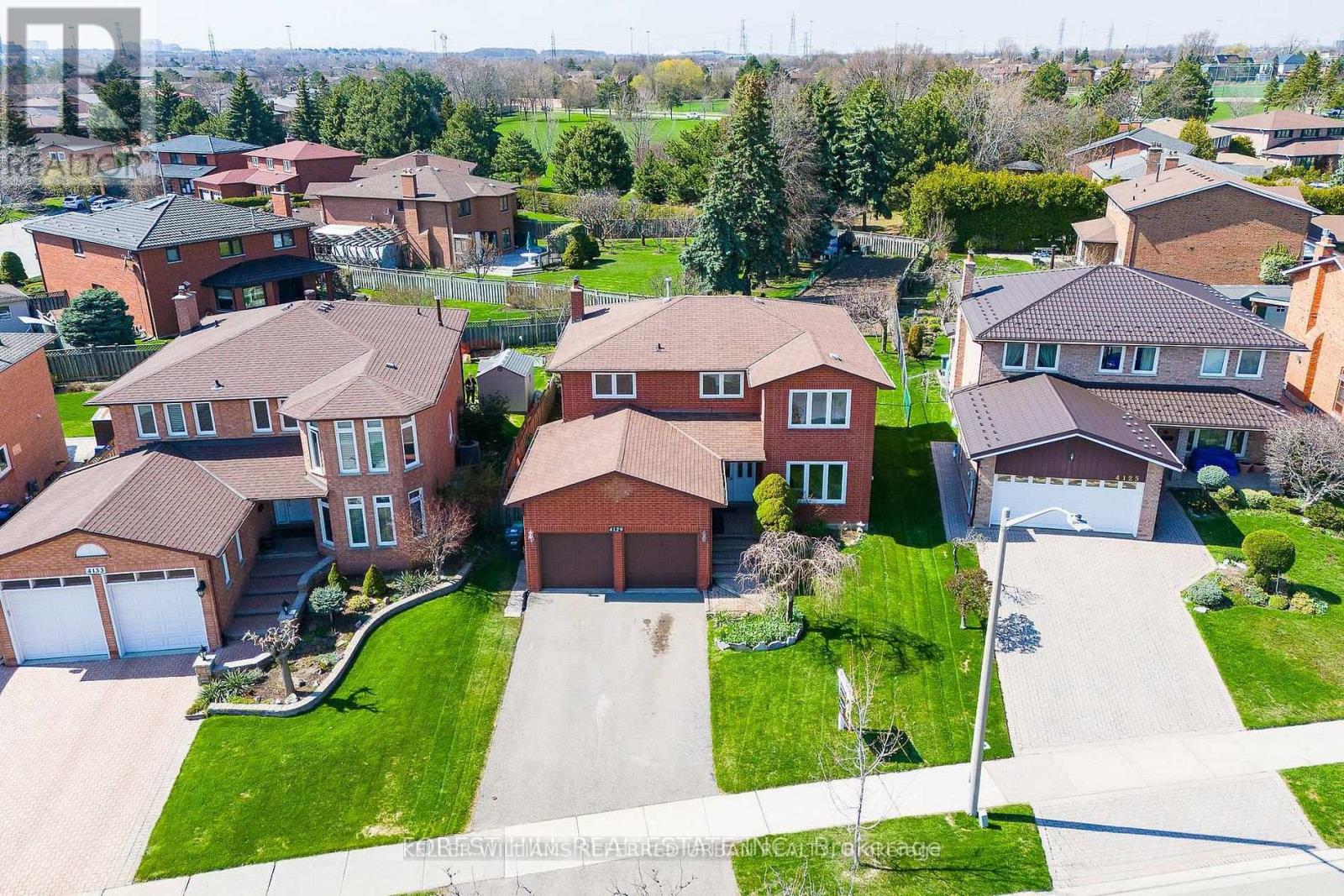 4129 MOLLY AVENUE, Mississauga, Ontario
