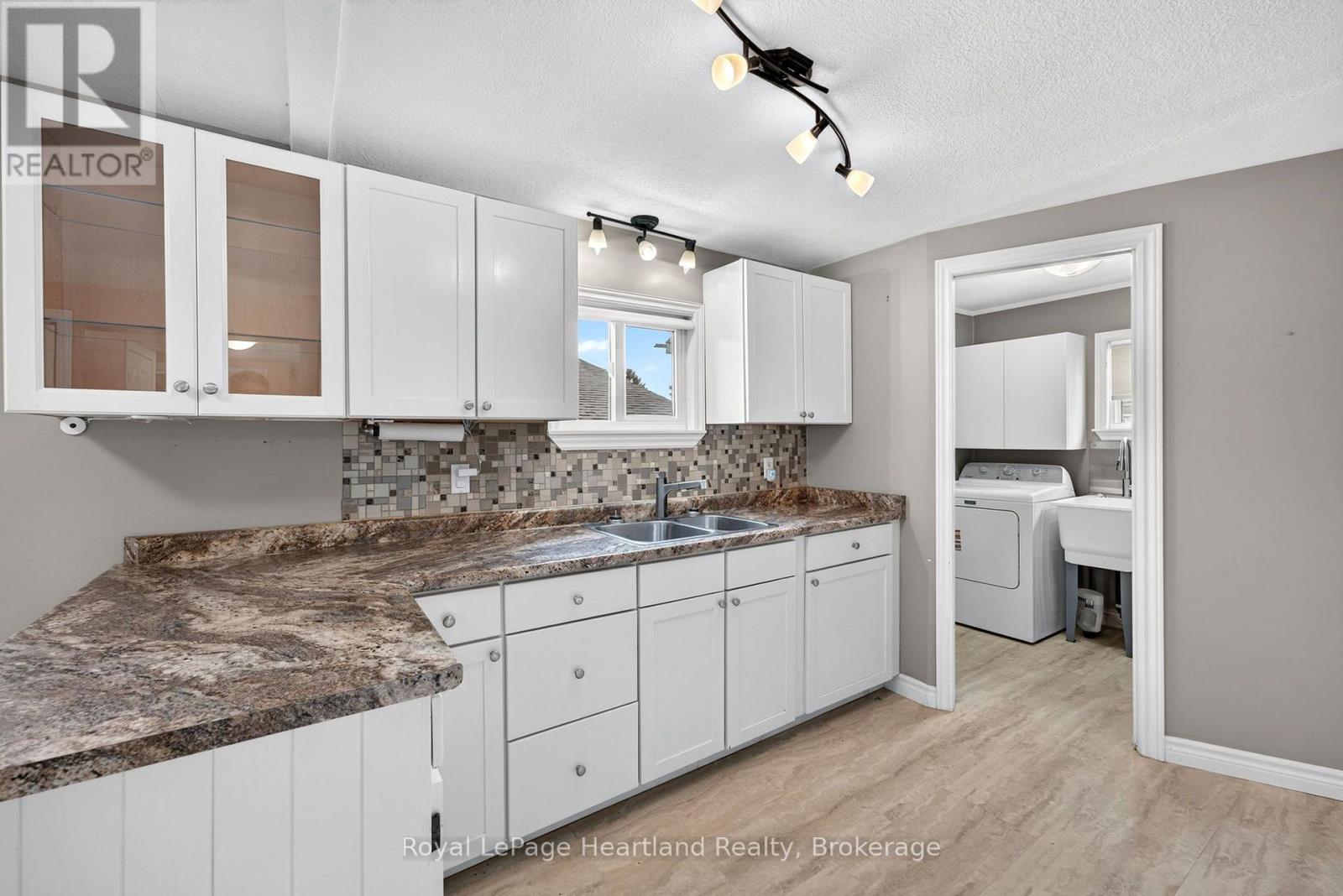 12 Velma Street, Strathroy-Caradoc, Ontario  N7G 3L3 - Photo 13 - X13517492