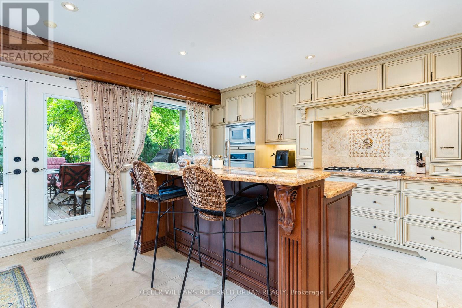 161 Owen Boulevard, Toronto, Ontario  M2P 1G8 - Photo 9 - C13144566