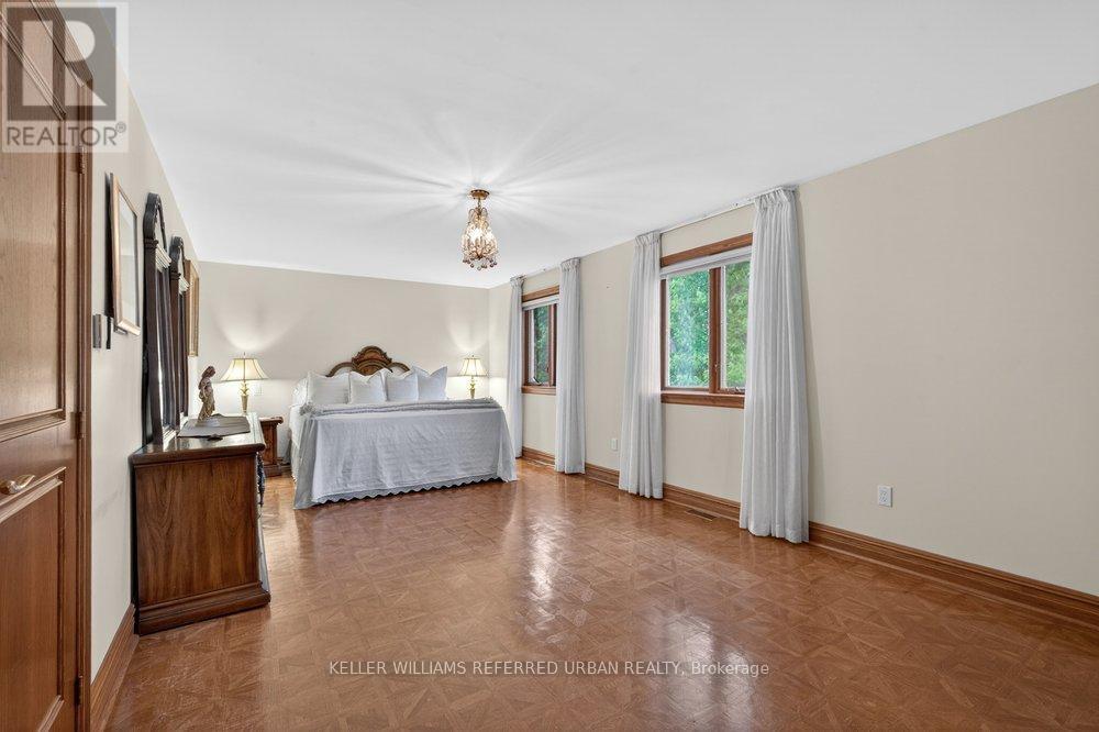 162 Codsell Avenue, Toronto, Ontario  M3H 3W6 - Photo 31 - C13156062