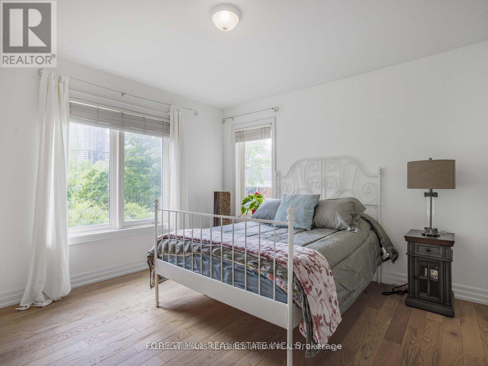 125 Spring Garden Avenue, Toronto, Ontario  M2N 3G4 - Photo 17 - C13473632