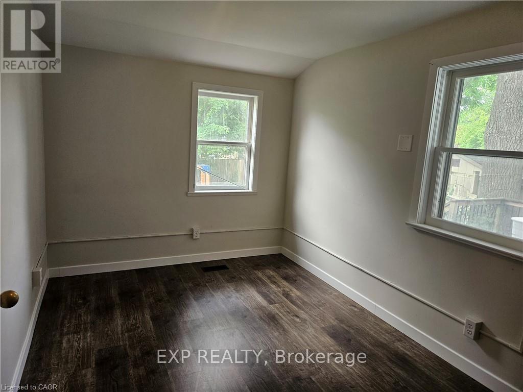 15 Cedar Street, Aylmer, Ontario N5H 2E6 - Photo 9 - X13666212