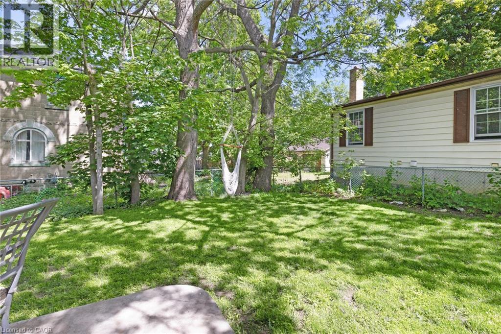 42 Beale Street, Woodstock, Ontario  N4S 6W9 - Photo 4 - 40855263