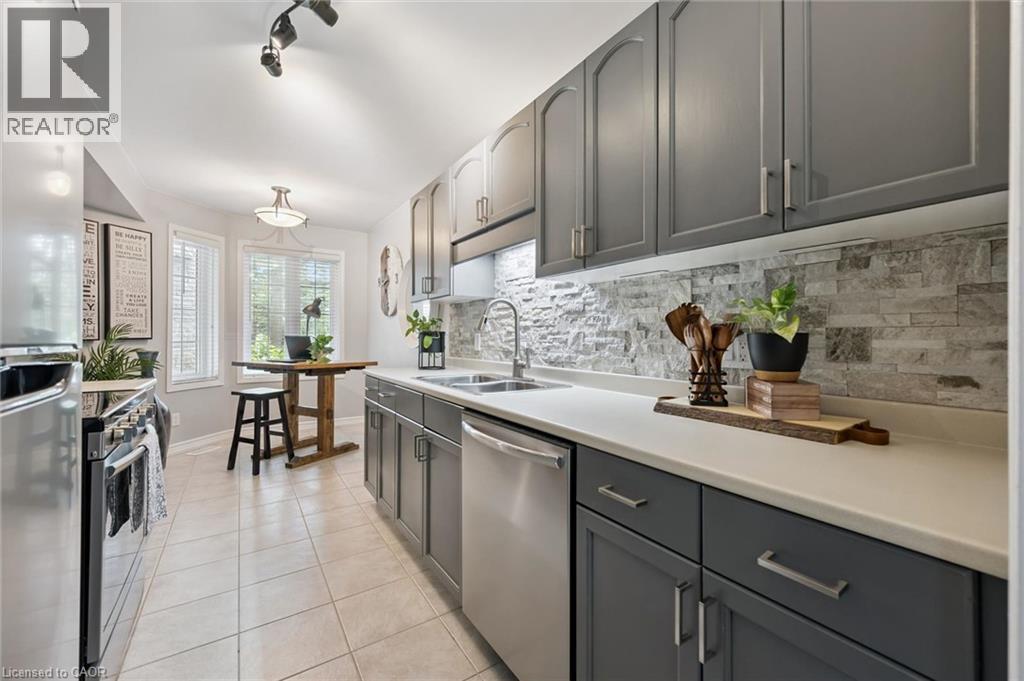 199 Saginaw Parkway Unit# 15, Cambridge, Ontario  N1T 1T9 - Photo 16 - 40853735