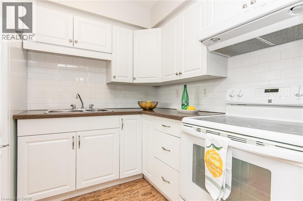 24 Midland Drive Unit# 402, Kitchener, Ontario  N2A 2A8 - Photo 19 - 40853777