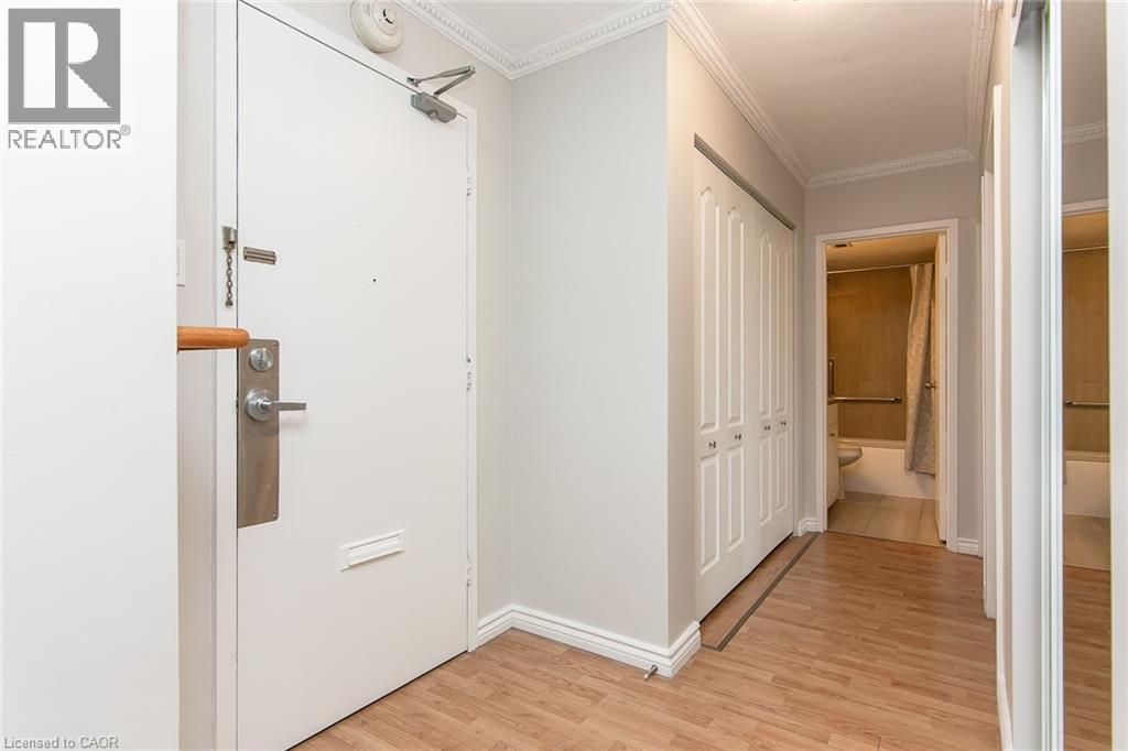 24 Midland Drive Unit# 402, Kitchener, Ontario  N2A 2A8 - Photo 11 - 40853777