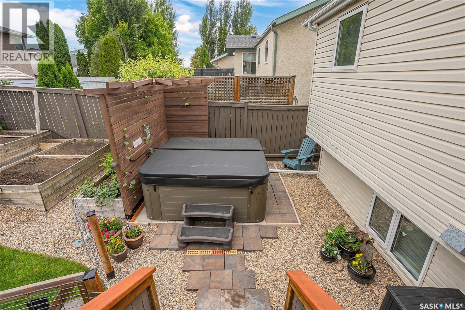 414 Sumner Lane, Saskatoon, Saskatchewan  S7L 7L9 - Photo 44 - SK045198