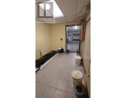 122 QUEEN STREET, Haldimand, Ontario