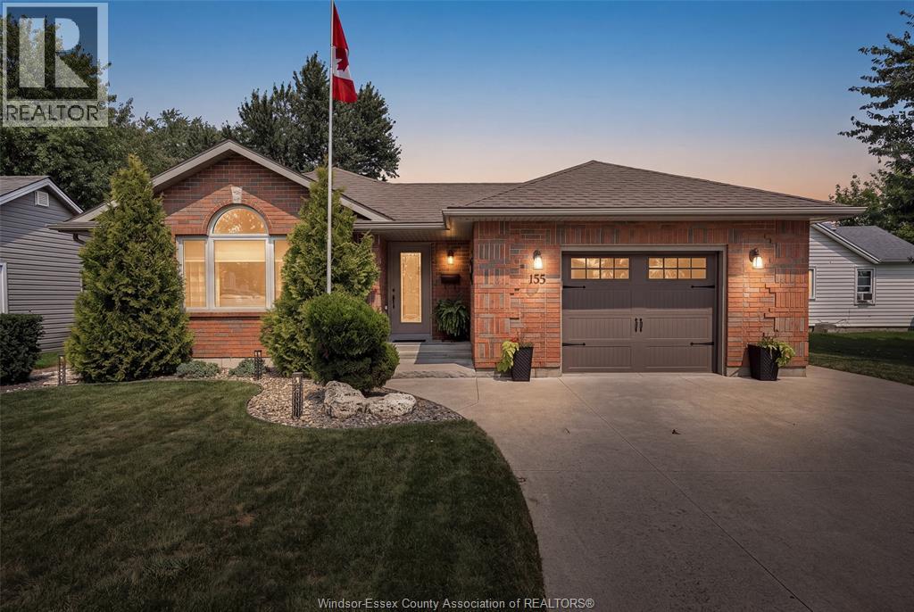 MLS# 26019601: 155 LANGTRY STREET, Essex, Canada